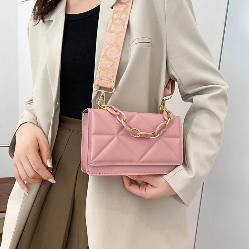 Elevate Your Everyday Elegance – The Ultimate Chic Shoulder Bag!