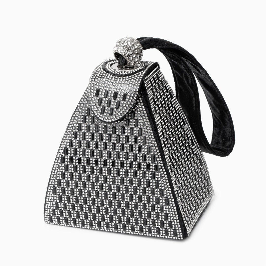 Radiant Elegance – A bolsa que transforma qualquer conjunto
