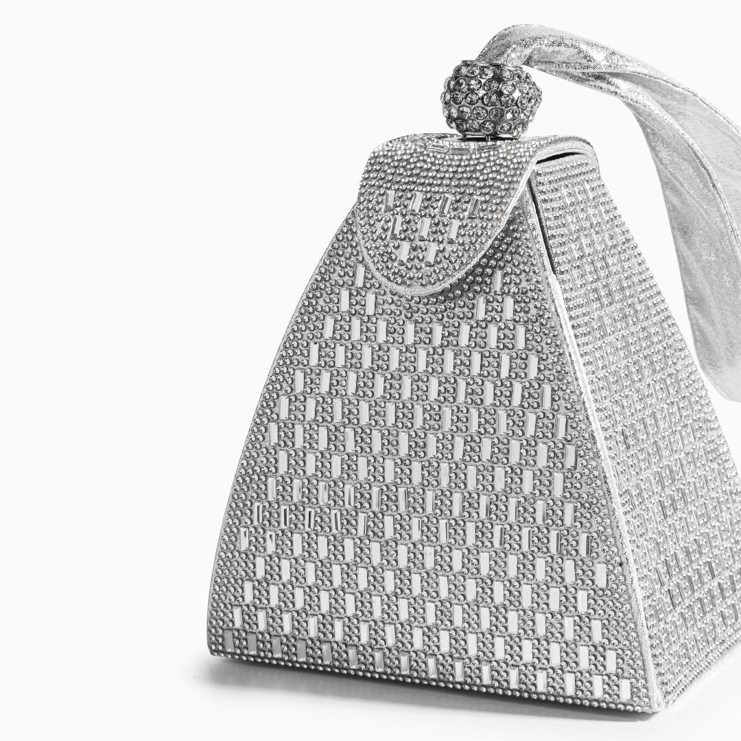Radiant Elegance – A bolsa que transforma qualquer conjunto