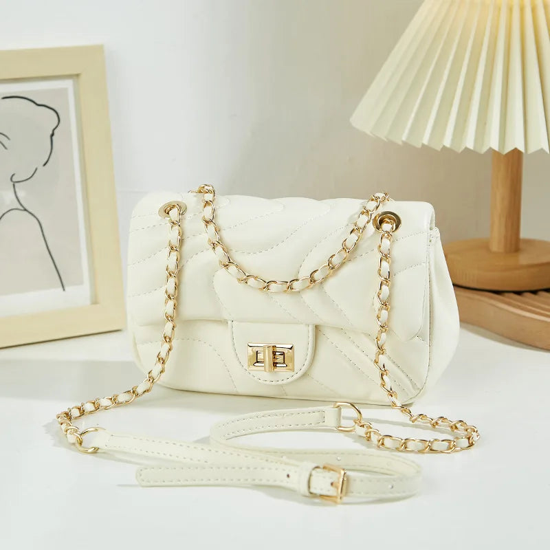 Casual chique crossbody bolsa feminina na moda corrente bolsa de ombro único estilo rua couro do plutônio compacto quadrado bloqueio fivela