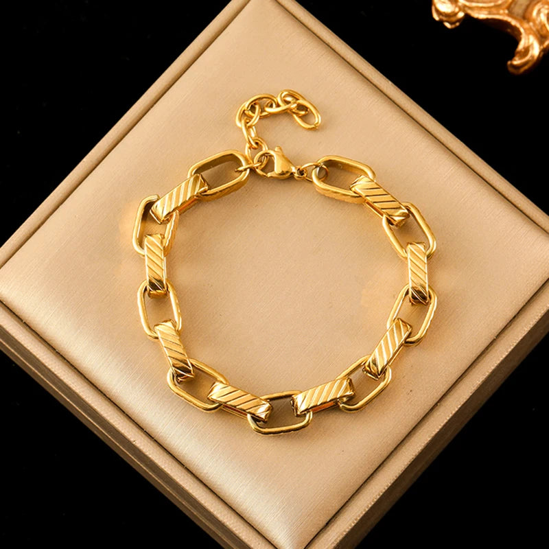 TwistLuxe Bracelet